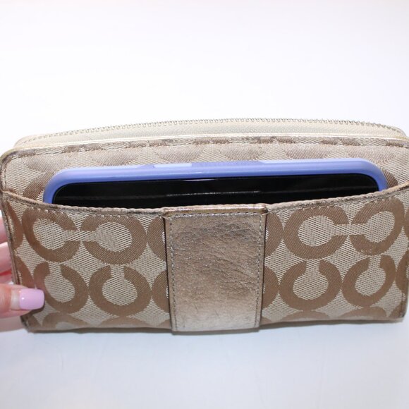 Coach Poppy PopArt C Gold Accordion Wallet - Picture 4 of 14